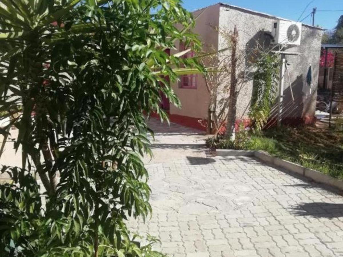 The Farmhouse Boutique Guesthouse And Beergarden Cc Outjo Εξωτερικό φωτογραφία