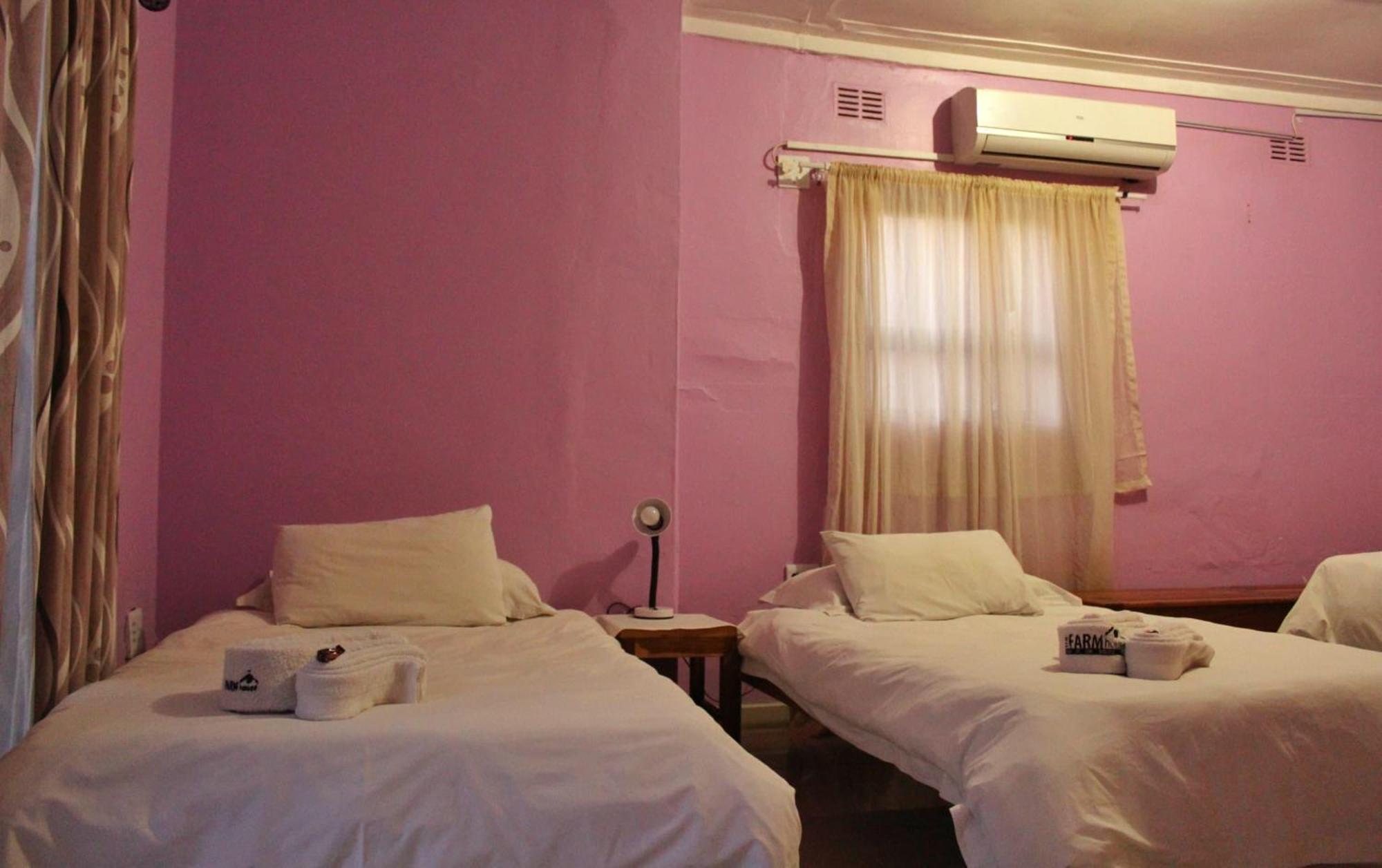 The Farmhouse Boutique Guesthouse And Beergarden Cc Outjo Εξωτερικό φωτογραφία