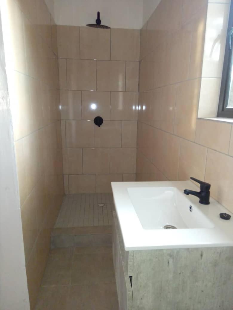 The Farmhouse Boutique Guesthouse And Beergarden Cc Outjo Εξωτερικό φωτογραφία